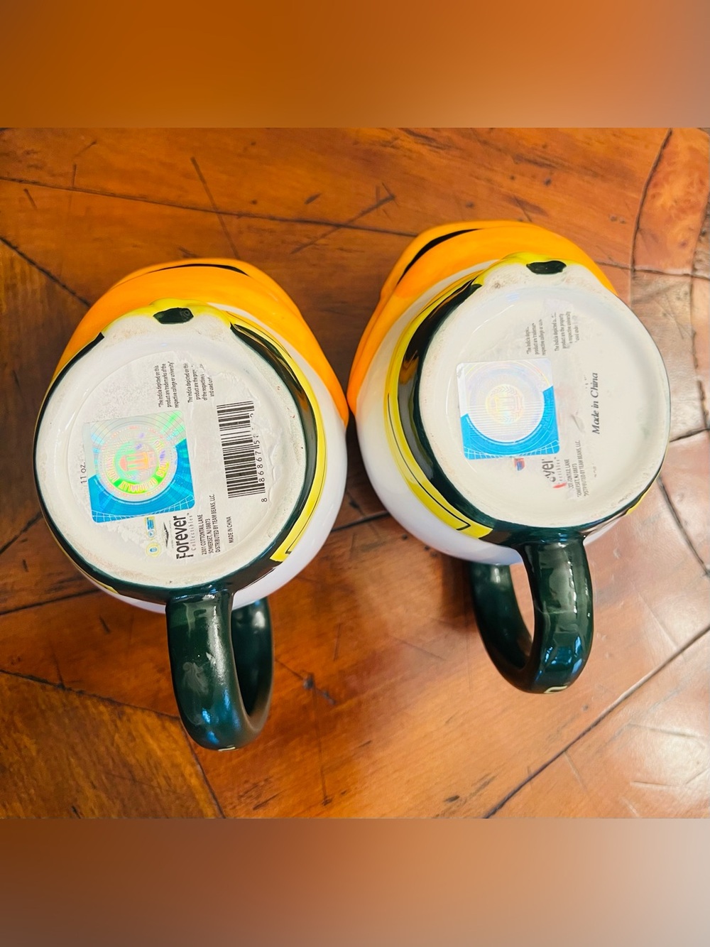 Oregon Ducks Ceramic Mug - White green  & Orange - Picture 3 of 5